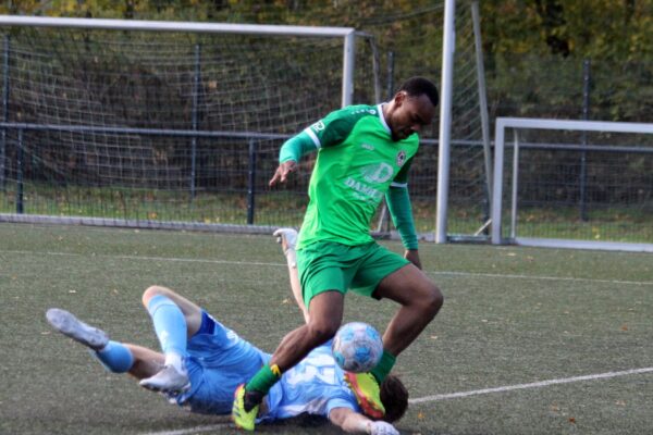 2025_11_02_budberg-esc06_12