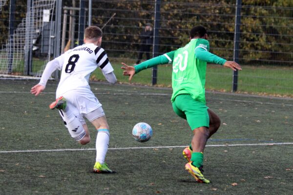 2025_11_02_budberg-esc06_20