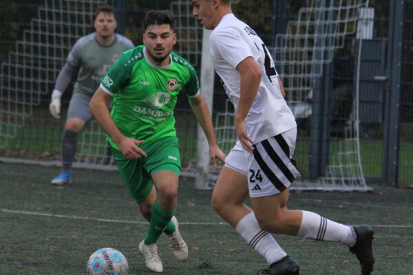 2025_11_02_budberg-esc06_27